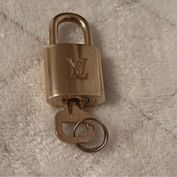 Louis Vuitton Lock and Key-300 - Picture 1 of 4